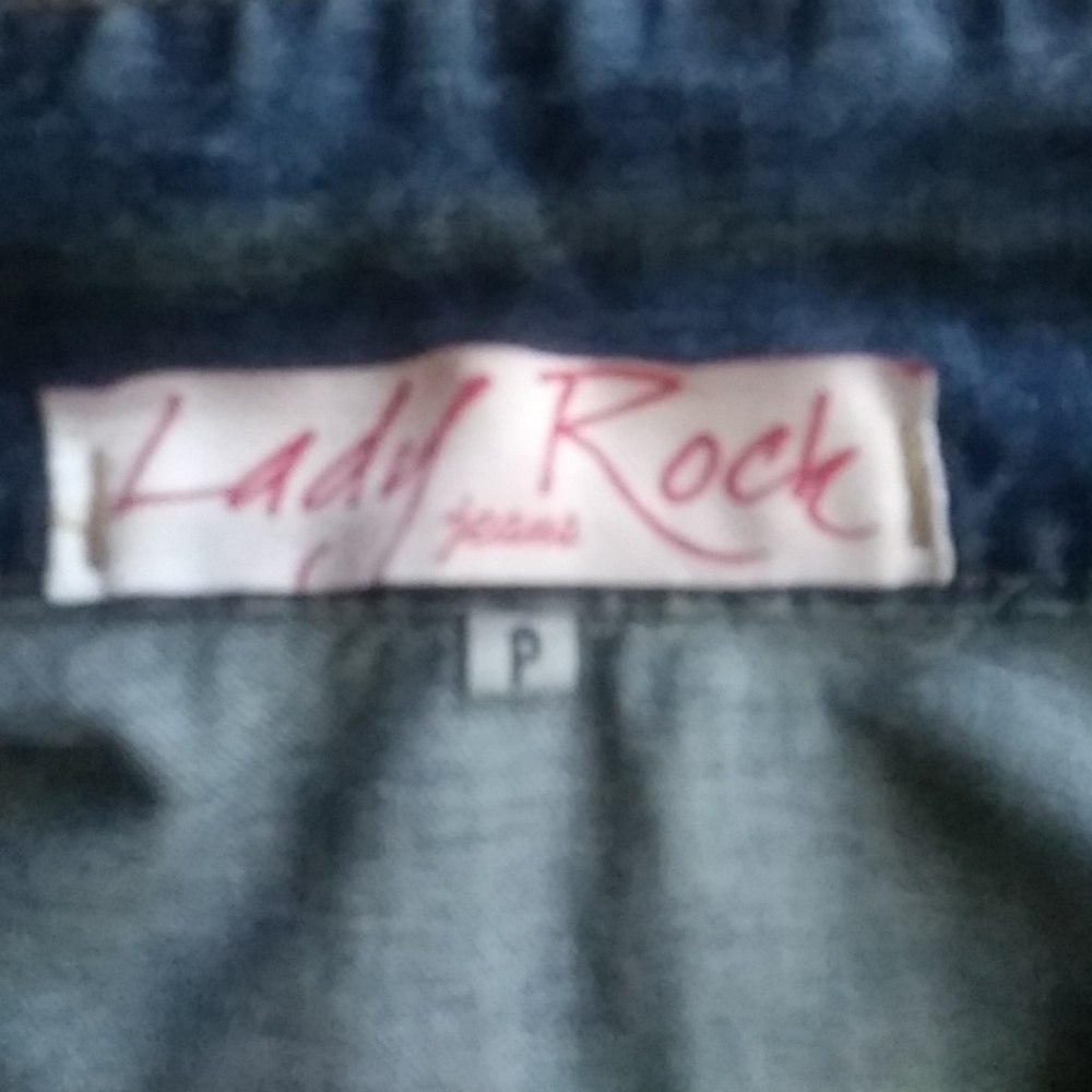 Distressed jean jacket - Picture 2 of 3
